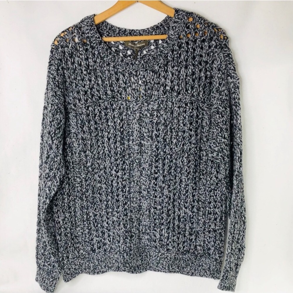 NWT Tommy Bahama gray knit sweater